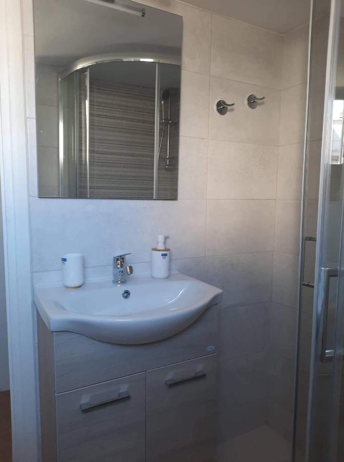 Апартаменты House Dimitris & Vicky Афины Экстерьер фото